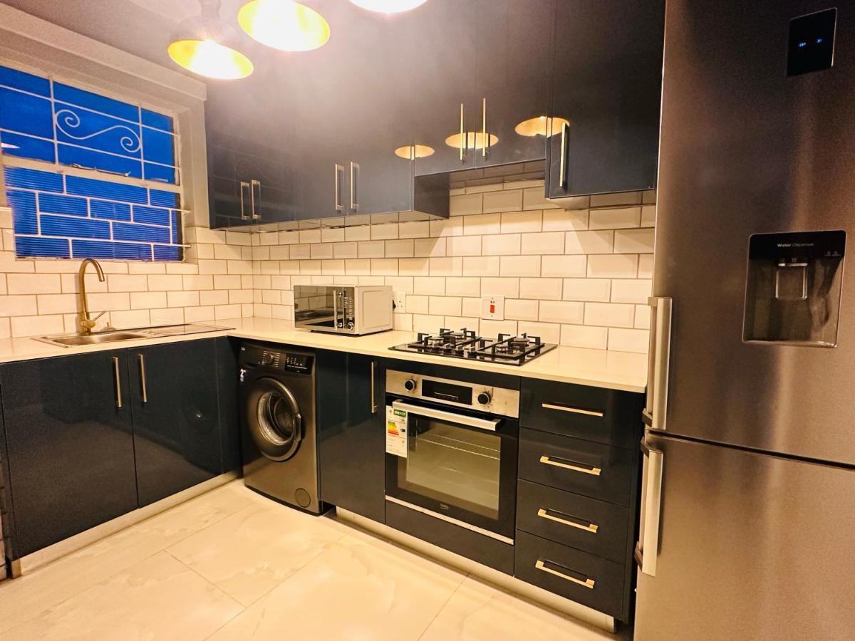קייפטאון Nederburg, Sea Point, 2 Bed Apt - New מראה חיצוני תמונה