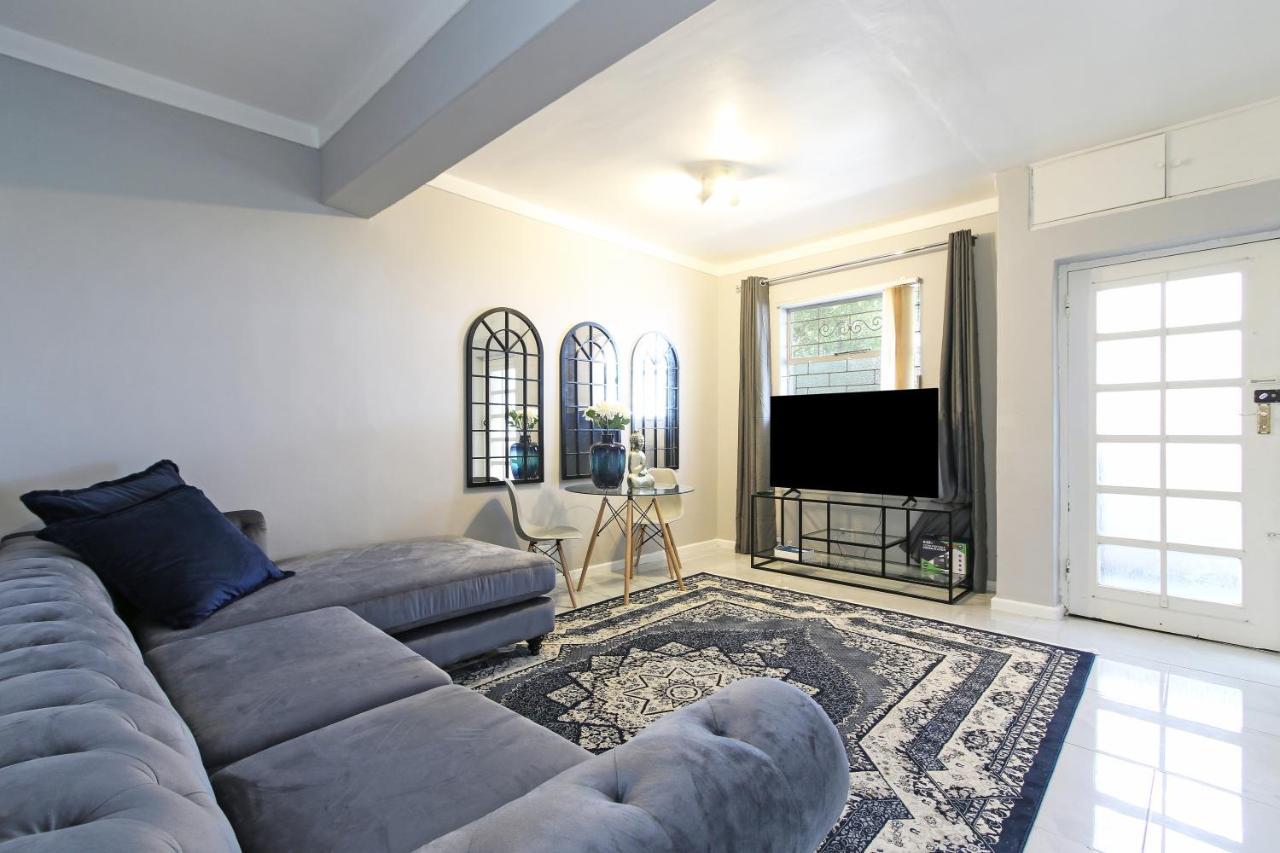 קייפטאון Nederburg, Sea Point, 2 Bed Apt - New מראה חיצוני תמונה