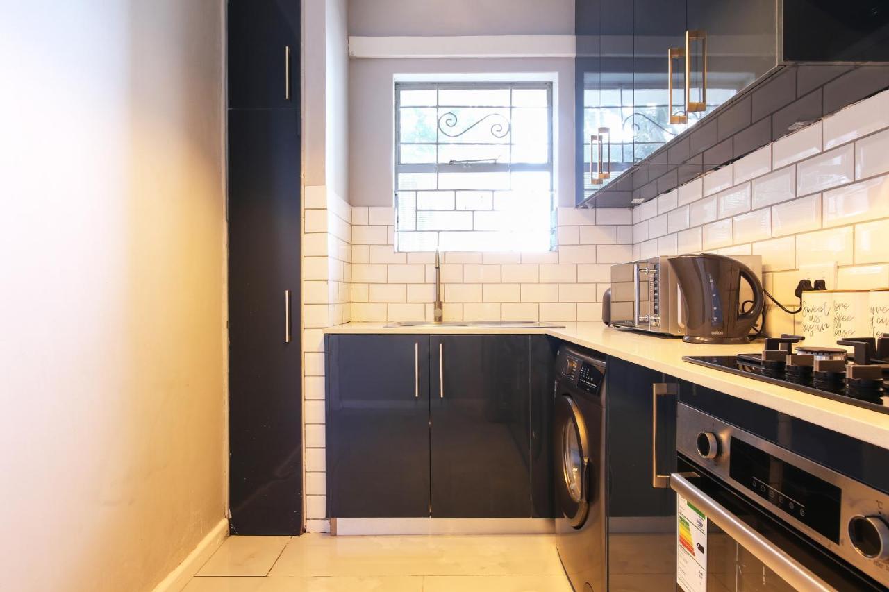 קייפטאון Nederburg, Sea Point, 2 Bed Apt - New מראה חיצוני תמונה