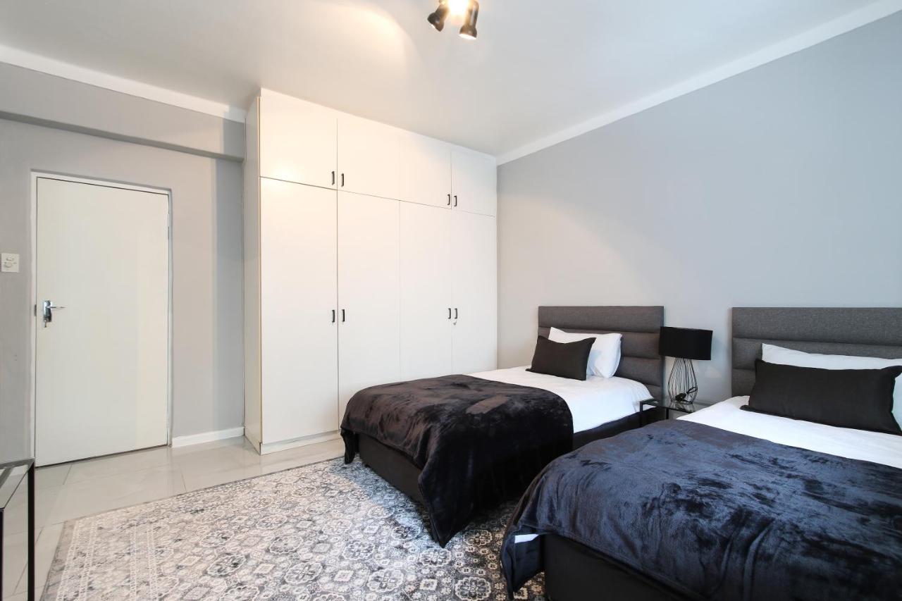 קייפטאון Nederburg, Sea Point, 2 Bed Apt - New מראה חיצוני תמונה